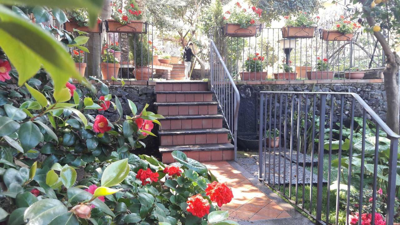 Villa Rosa Etna Apartments Цафферана-Этнея Экстерьер фото